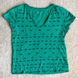 ❤️3 for $20❤️ Mossimo Geometric V Neck Tee